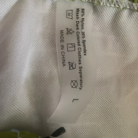 Pastel tie dye w sarong + green ruffled TRIANGLE BIKINI - Picture 6 of 6